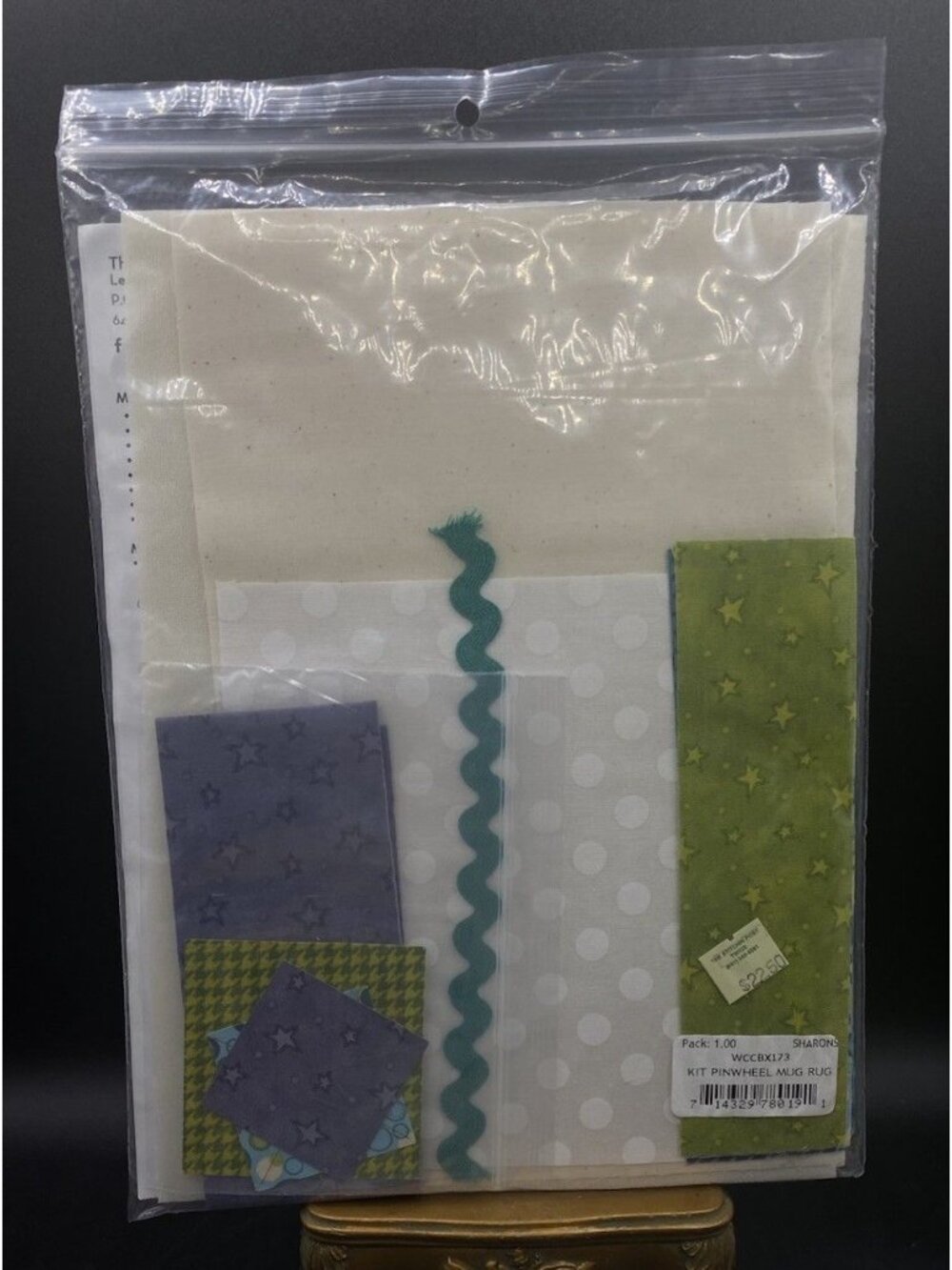 BX173 Pinwheel Mug Rug Coaster Kit from The Whole Country Caboodle - Picture 2 of 4